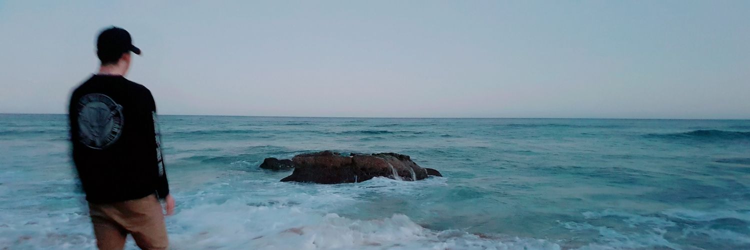 officaluser_V's profile banner image