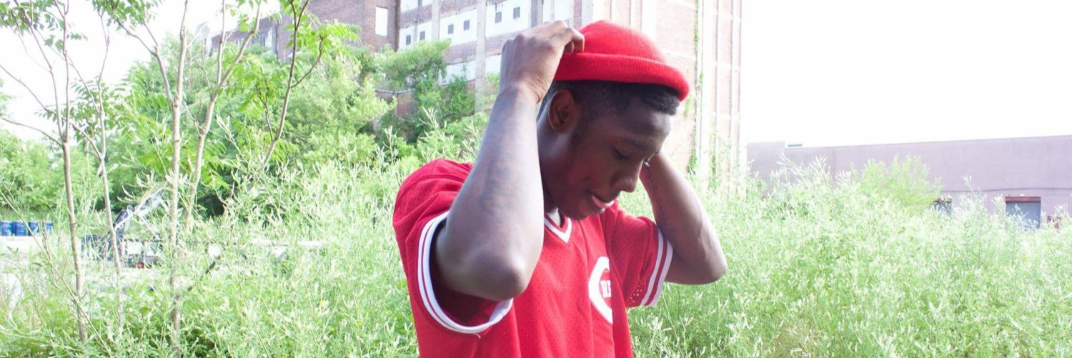 TheRealRari's profile banner image