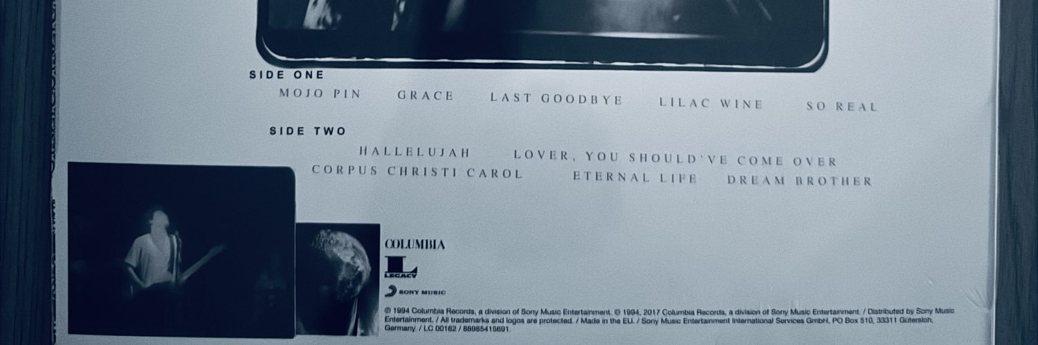macariolloron's profile banner image