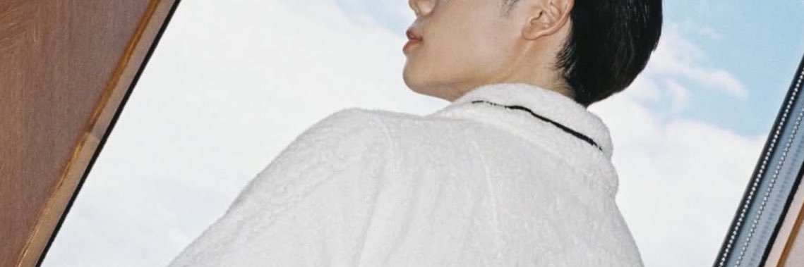 vapoiur's profile banner image