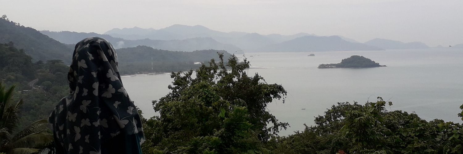 mufidaadila's profile banner image