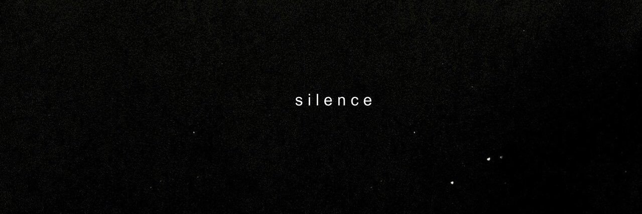M banner