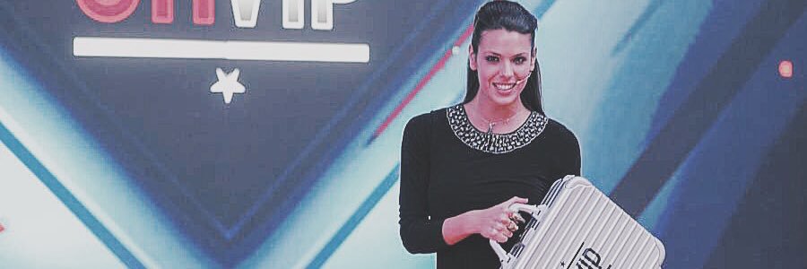 Laura__GhVIP's profile banner image