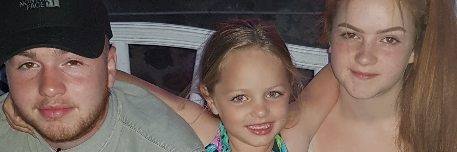 Sharonsks28's profile banner image