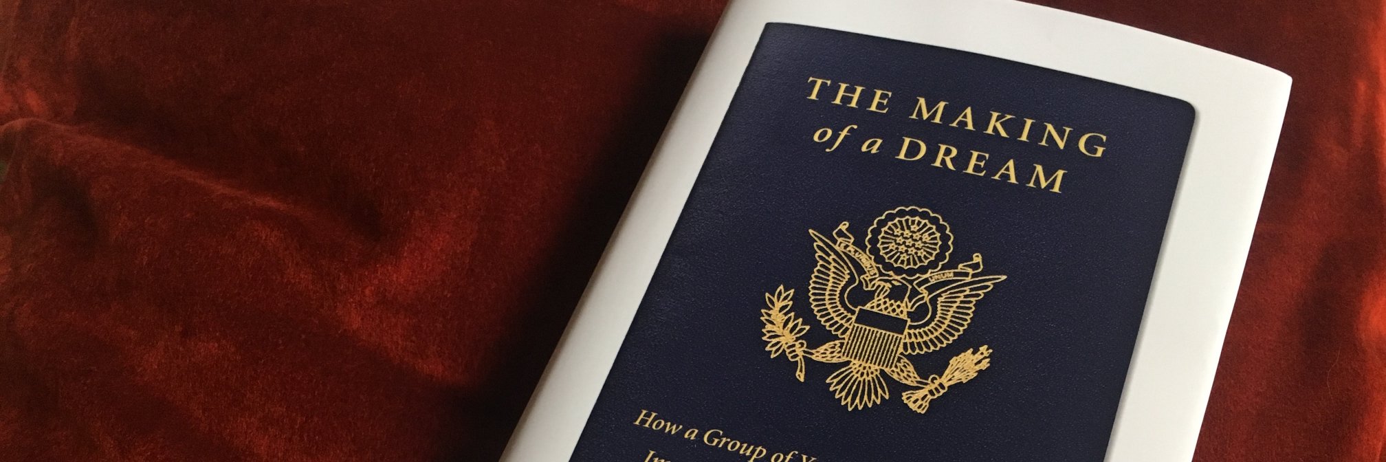 Laura Wides-Muñoz banner