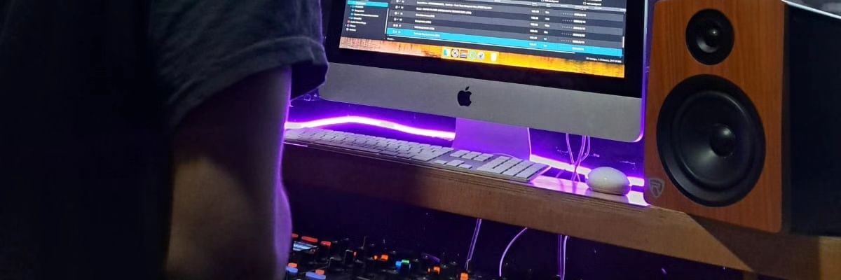 Dh4L3x's profile banner image