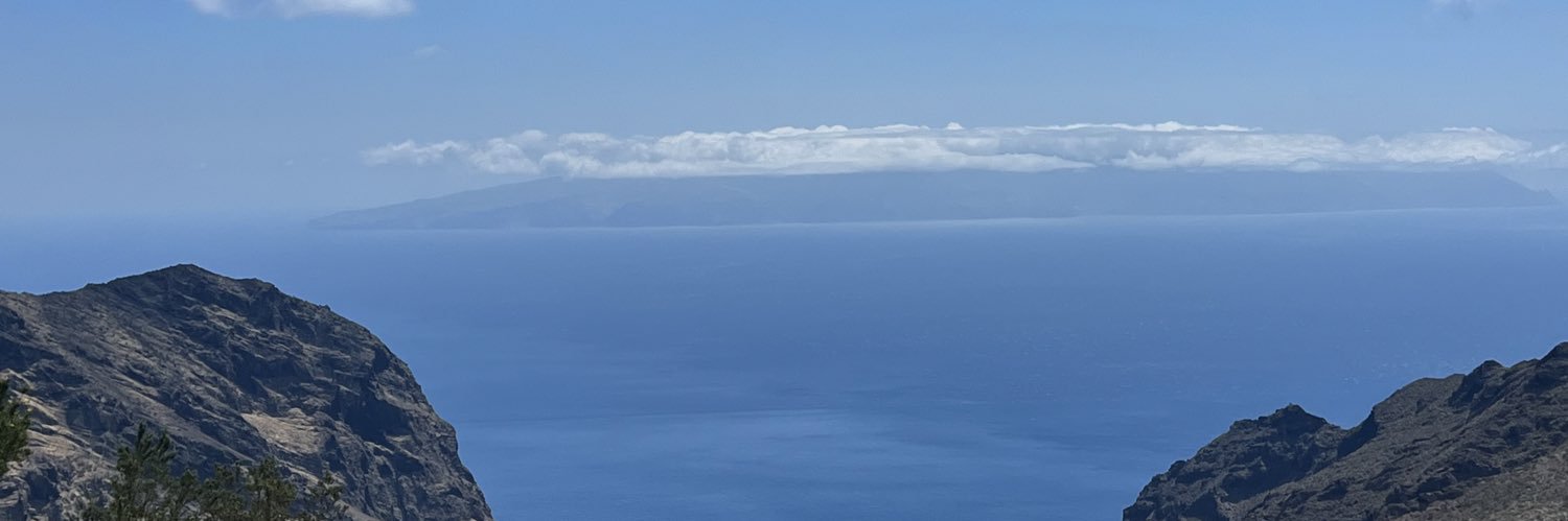 tosfru's profile banner image