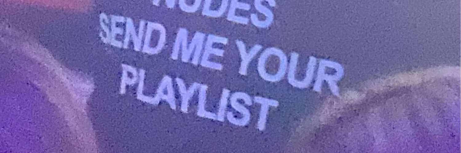 Loubnaaa12's profile banner image