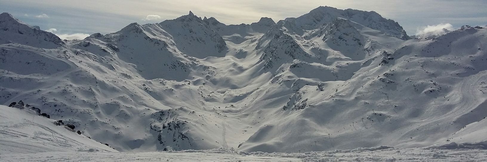 Linz20skiing's profile banner image