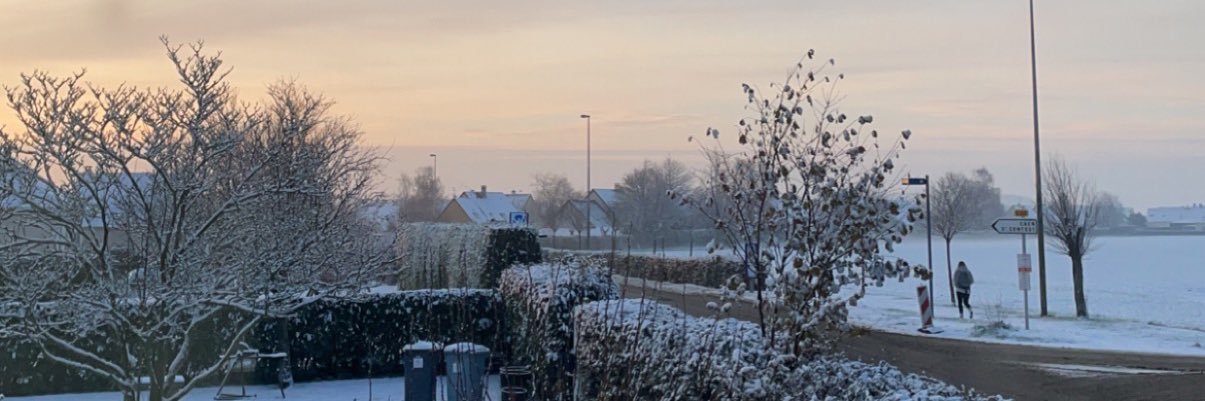 prz_emm's profile banner image