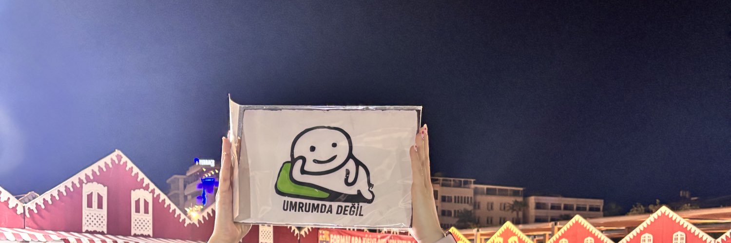 busraergnc's profile banner image