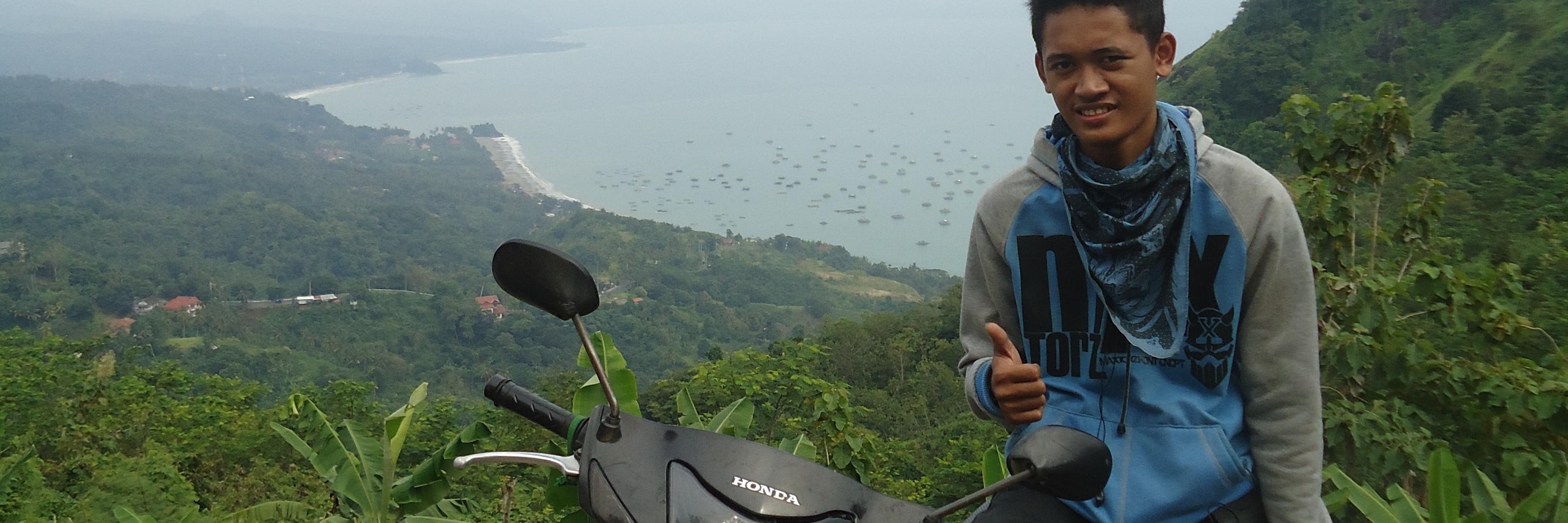 Deni Manusia Ikan banner