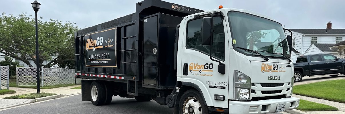 Travis - The Junk Guy banner