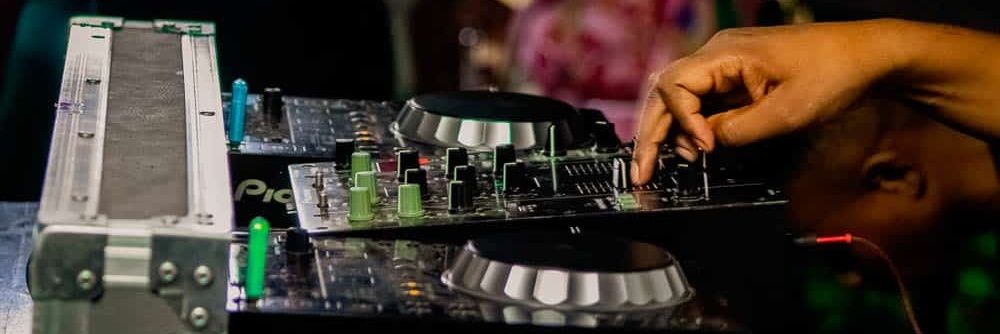 deejay_Z33's profile banner image