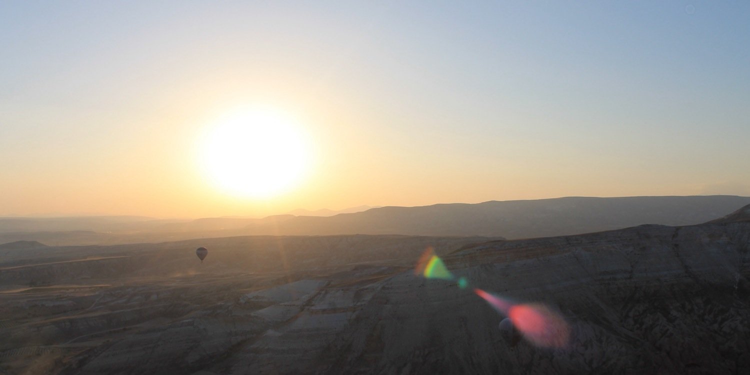 Утро в раю banner