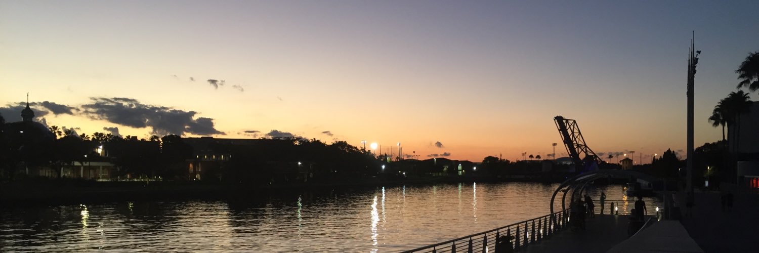 O_gafas's profile banner image