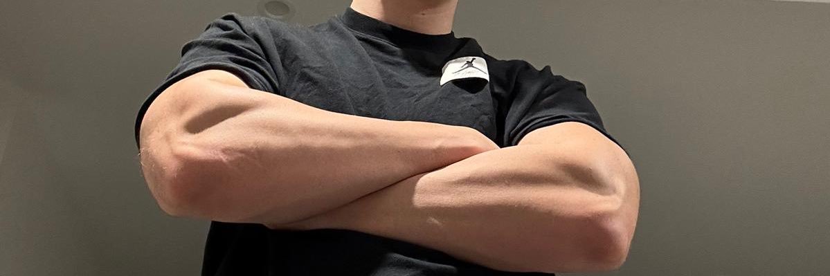 Max banner