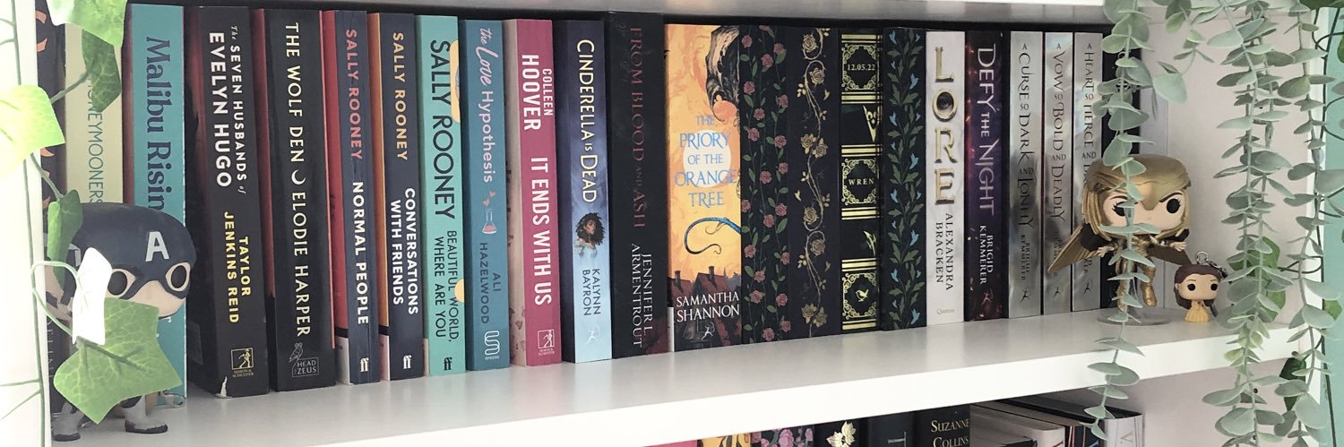 livreadslit's profile banner image