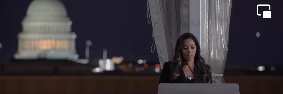 Karina Martínez banner