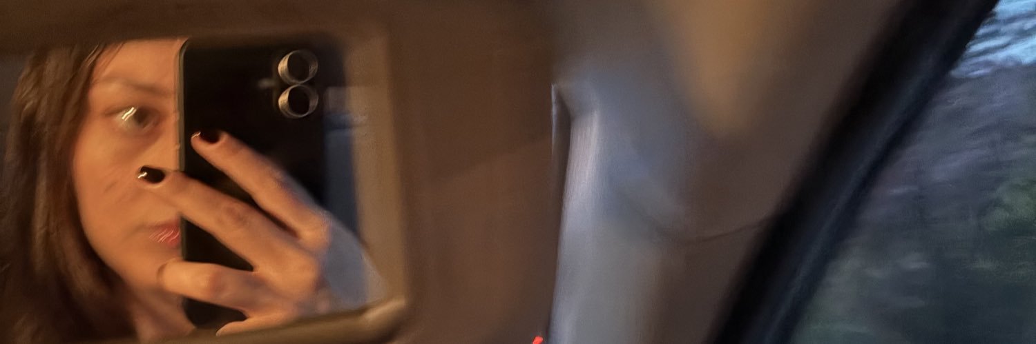 ddamlaay's profile banner image