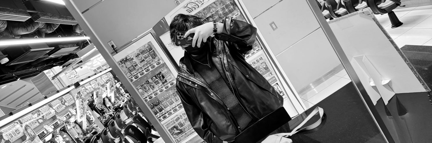llznP's profile banner image