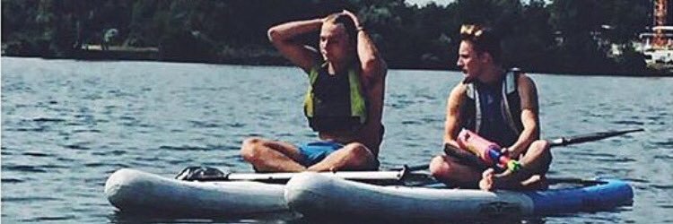 19Simon98's profile banner image