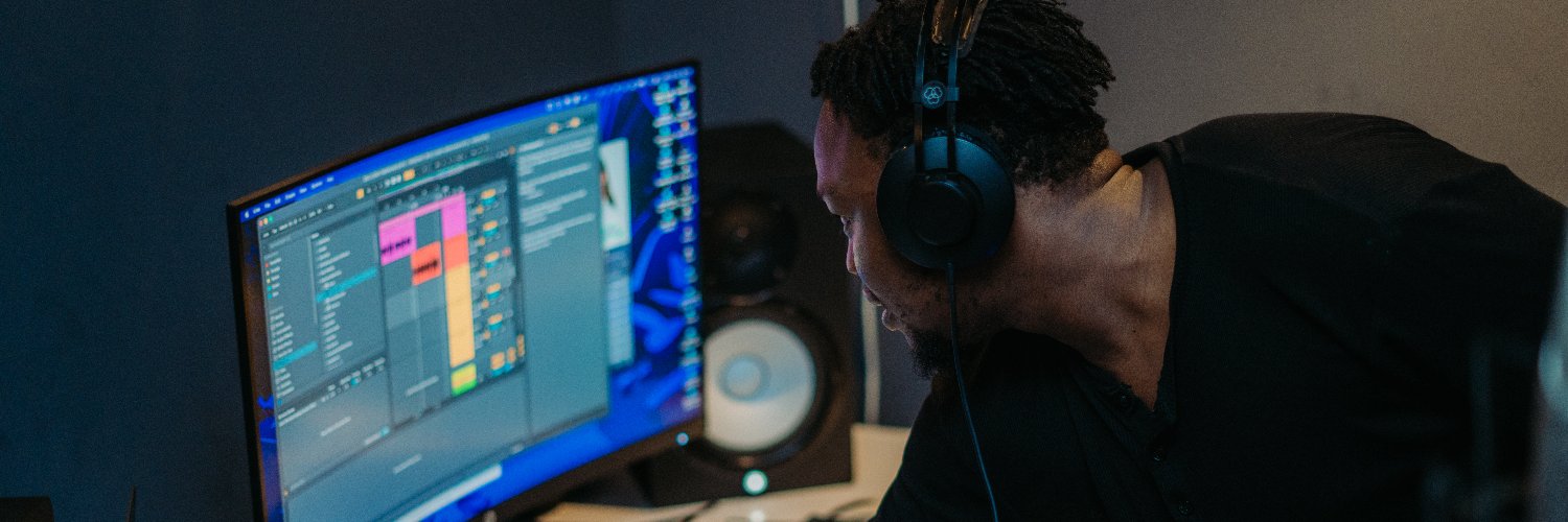 Singlemickey's profile banner image