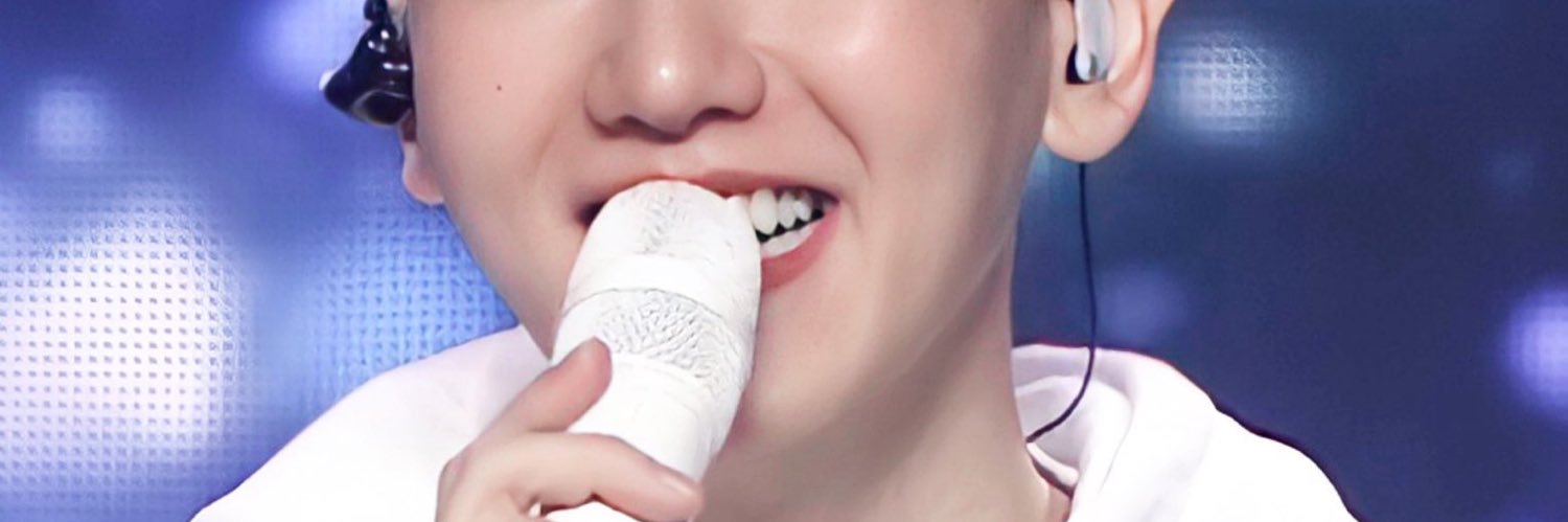 byunthru's profile banner image