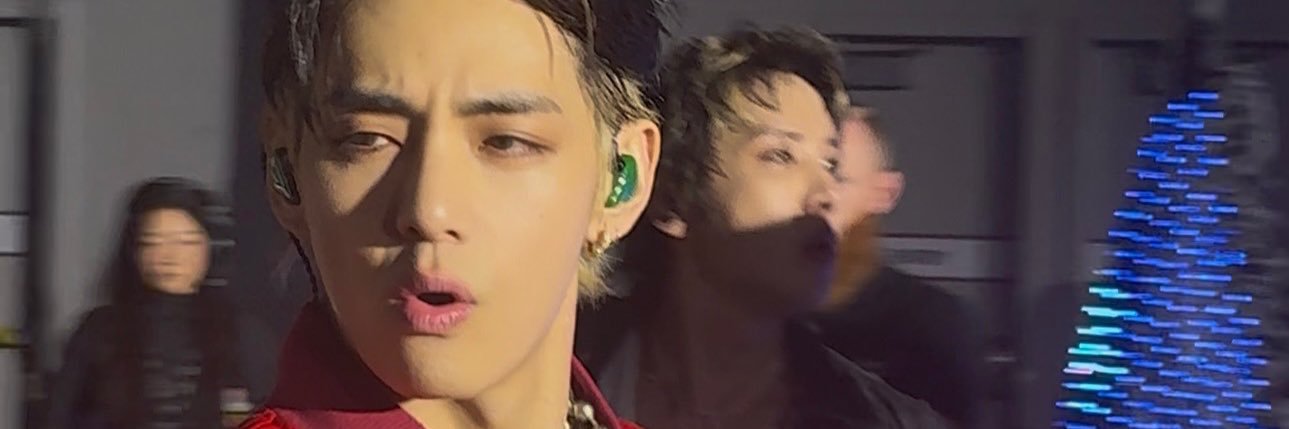 loveintae's profile banner image