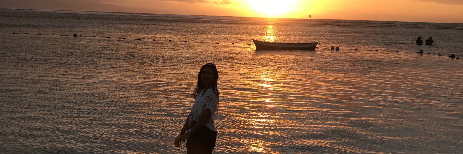 desakmiraa's profile banner image