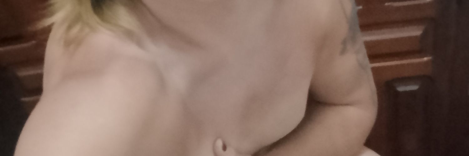 robyholler's profile banner image