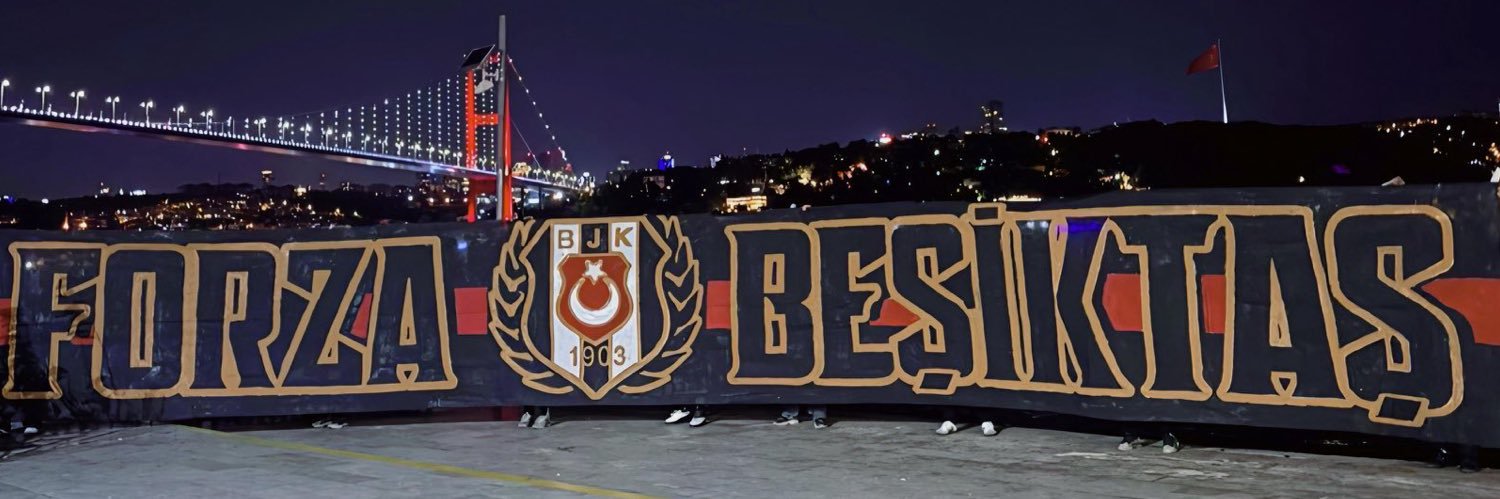 eeemreb's profile banner image