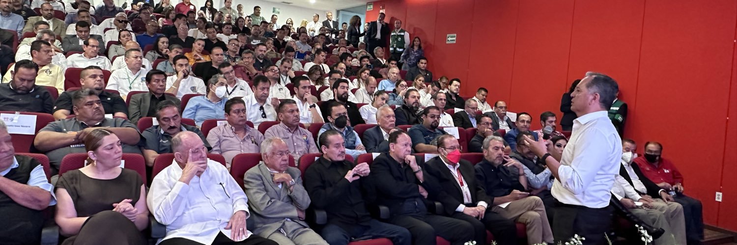 Mario Macías Robles banner