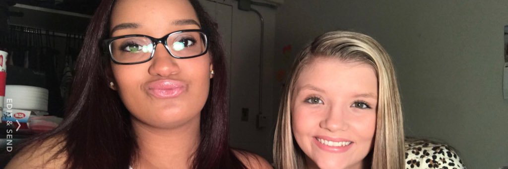 carriedaniels_'s profile banner image