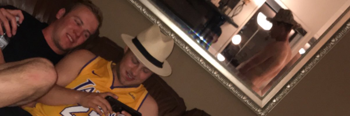 Tully_4's profile banner image