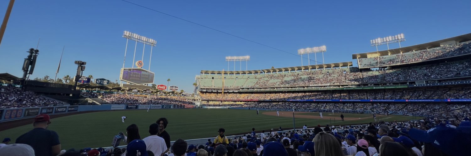 Mia Perez🦋 banner