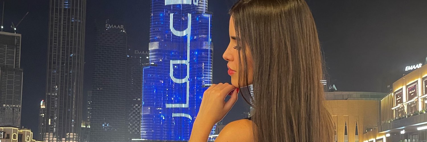 Debora🤍 banner