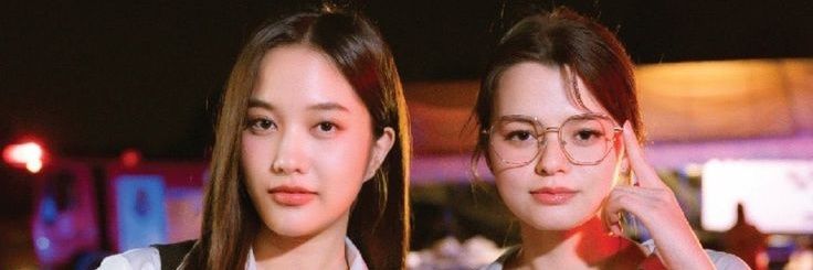 Yesmina18's profile banner image