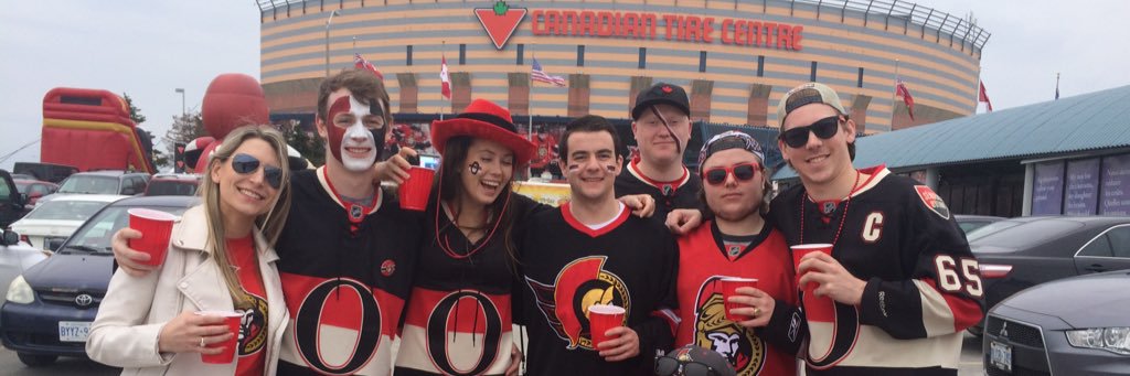b_damz's profile banner image