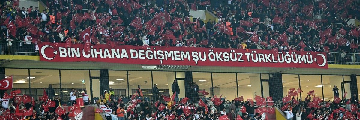kmlyylc's profile banner image