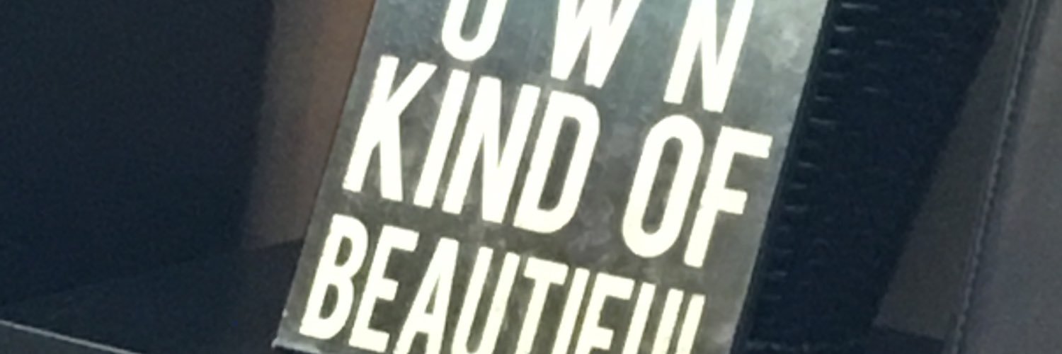 DesignsPina's profile banner image