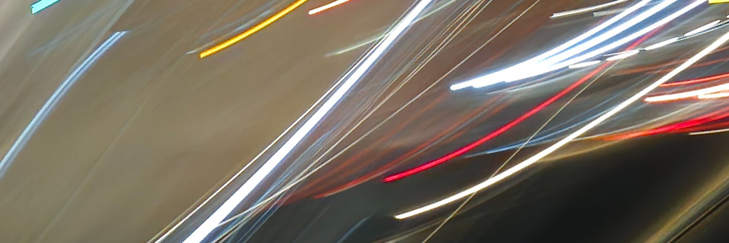znlfyi's profile banner image