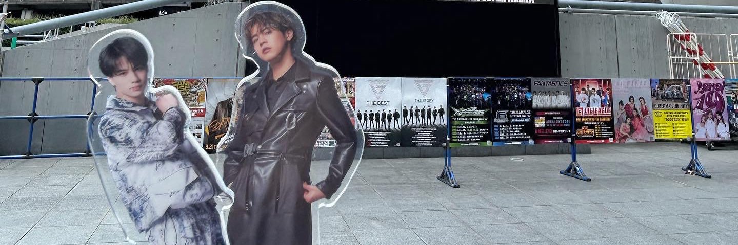 r_yo829's profile banner image