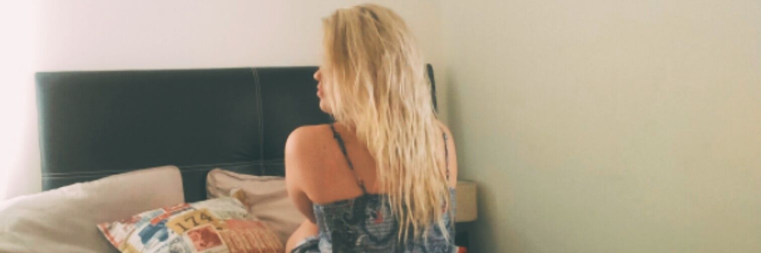 carlafor_ever's profile banner image