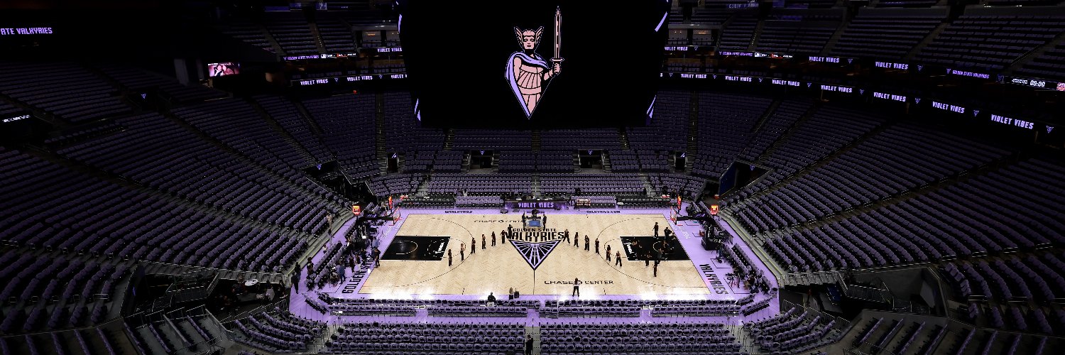 Chase Center's banner