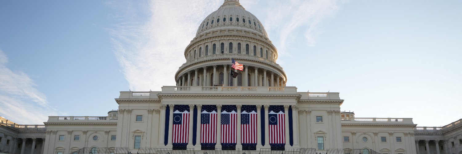 EditorialsonVOA's profile banner image
