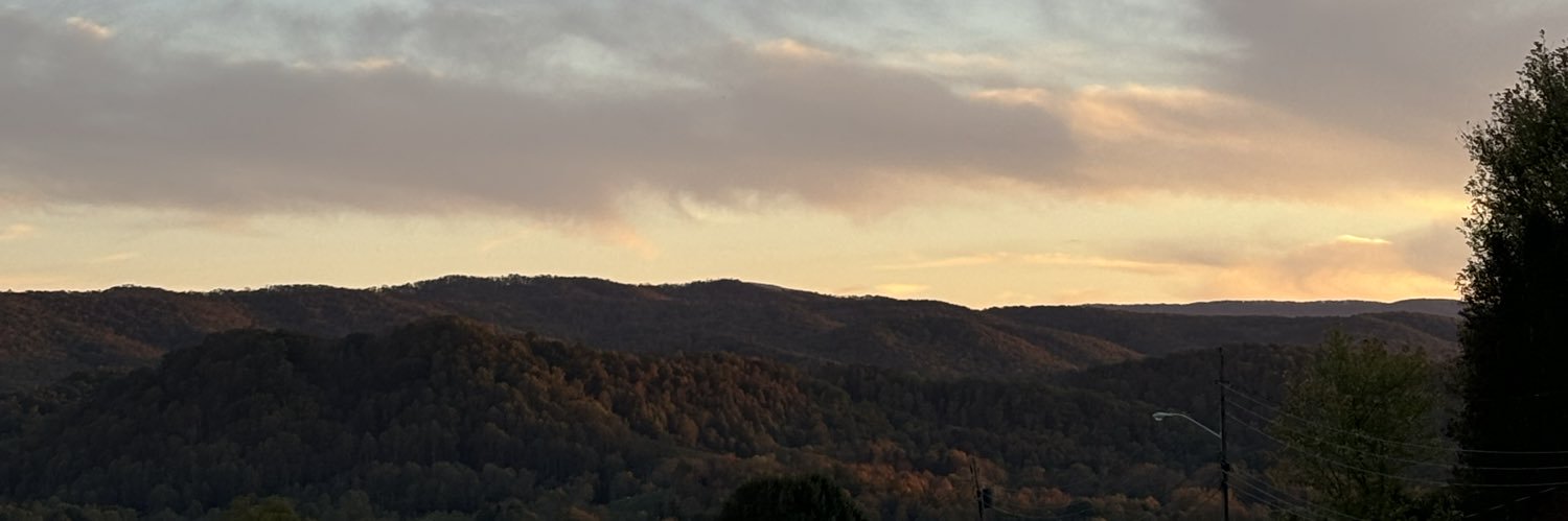 m34o22's profile banner image