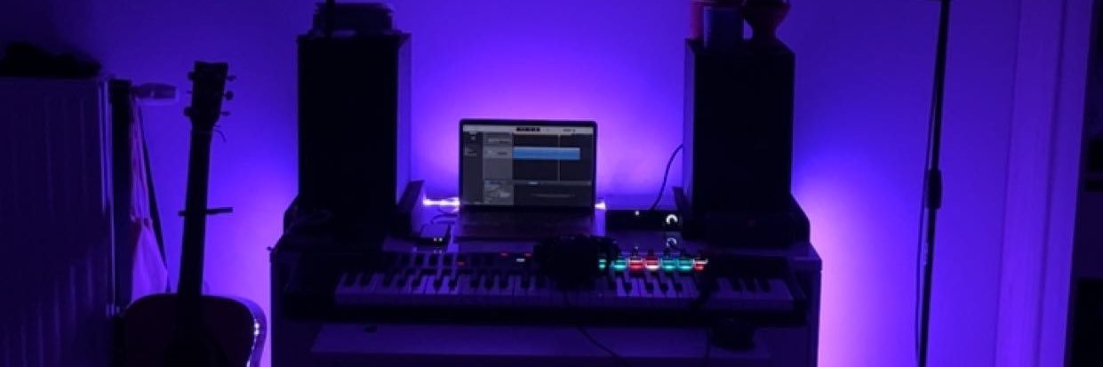 4Wh1s_'s profile banner image