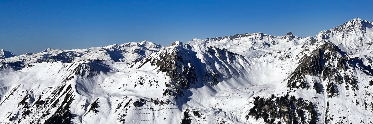 ambremrt's profile banner image