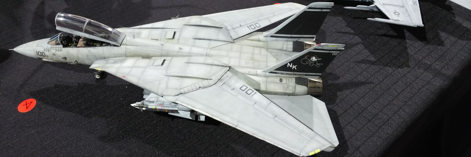 R. サカモト💎🦋 banner